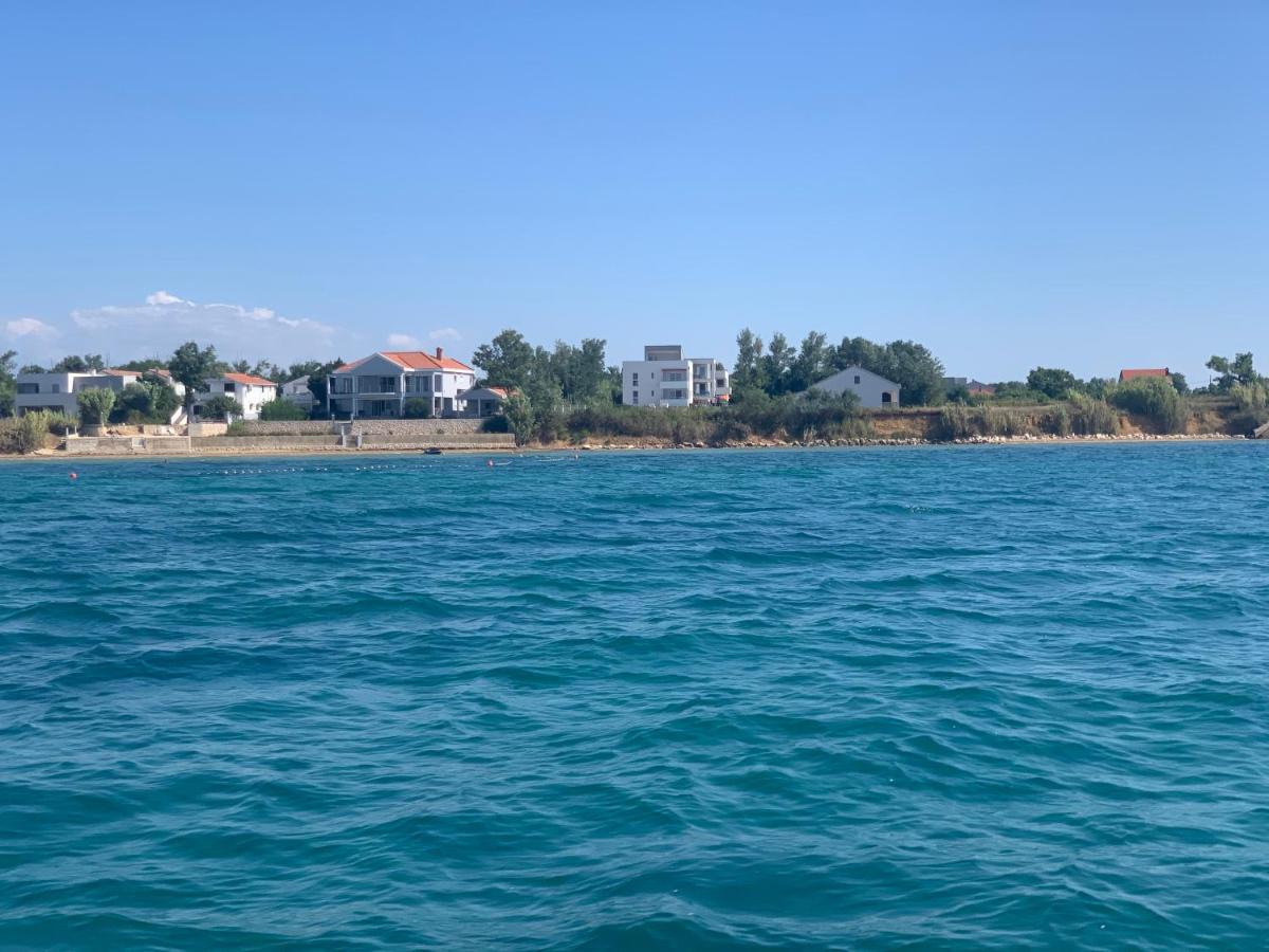 Aparthotel Dalmacija 프리블라카 외부 사진