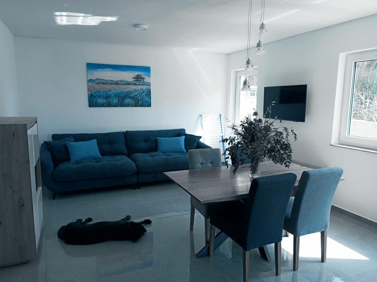 Aparthotel Dalmacija 프리블라카 외부 사진